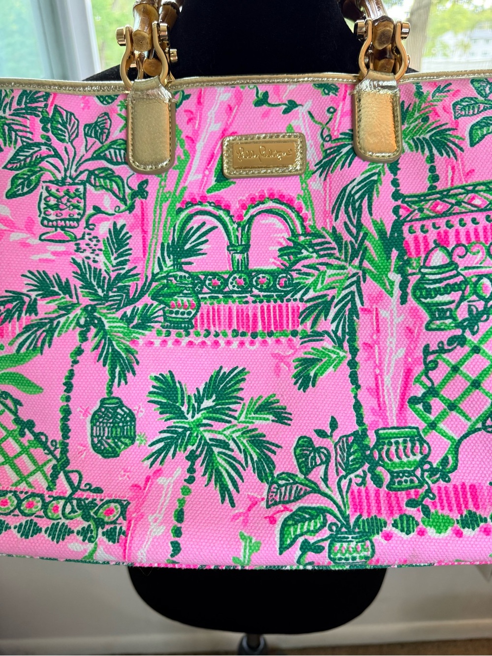 Lilly Pulitzer Greydon Canvas Tote natural bamboo top handles gold hardware EC - Picture 4 of 8